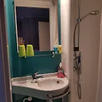 Tattoo Mit Restaurant Und Tattoo-studio