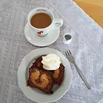 בית הארחה Tattoo Mit Restaurant Und Tattoo-studio Mörtschach