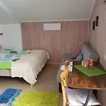 Tattoo Mit Restaurant Und Tattoo-studio בית הארחה 3*