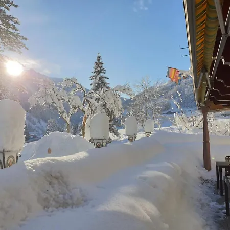 Tattoo Mit Restaurant Und Tattoo-studio 3*