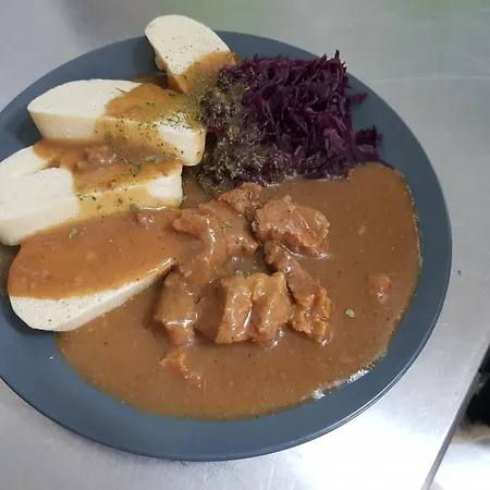 Tattoo Mit Restaurant Und Tattoo-studio Konukevi Mörtschach