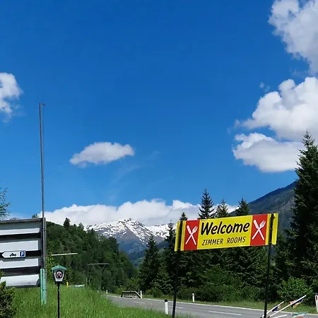 Affittacamere Tattoo Mit Restaurant Und Tattoo-studio Mörtschach