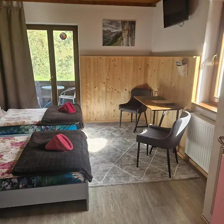 Tattoo Mit Restaurant Und Tattoo-studio Vendégház 3*