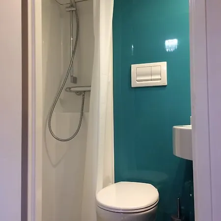 Tattoo Mit Restaurant Und Tattoo-studio Mörtschach