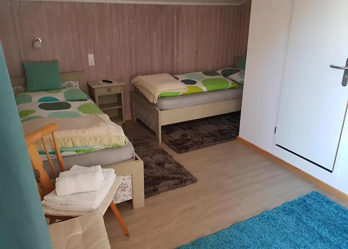 Tattoo Mit Restaurant Und Tattoo-studio Mörtschach