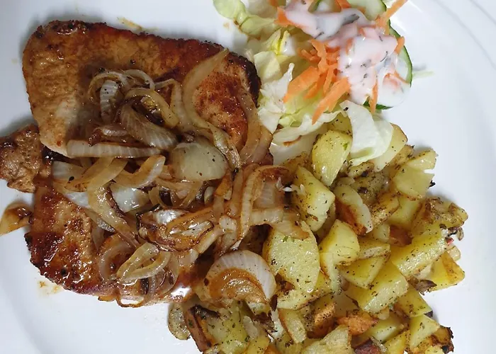 Tattoo Mit Restaurant Und Tattoo-studio Mörtschach