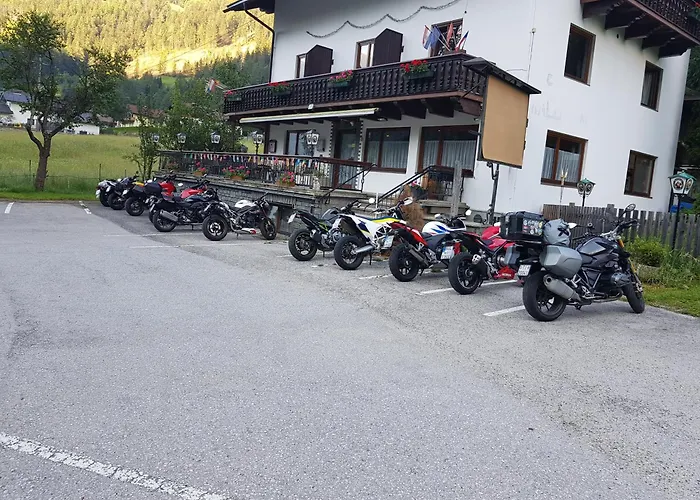 Tattoo Mit Restaurant Und Tattoo-studio Maison d'hôtes