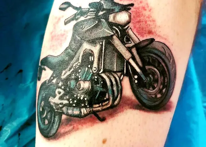 Tattoo Mit Restaurant Und Tattoo-studio